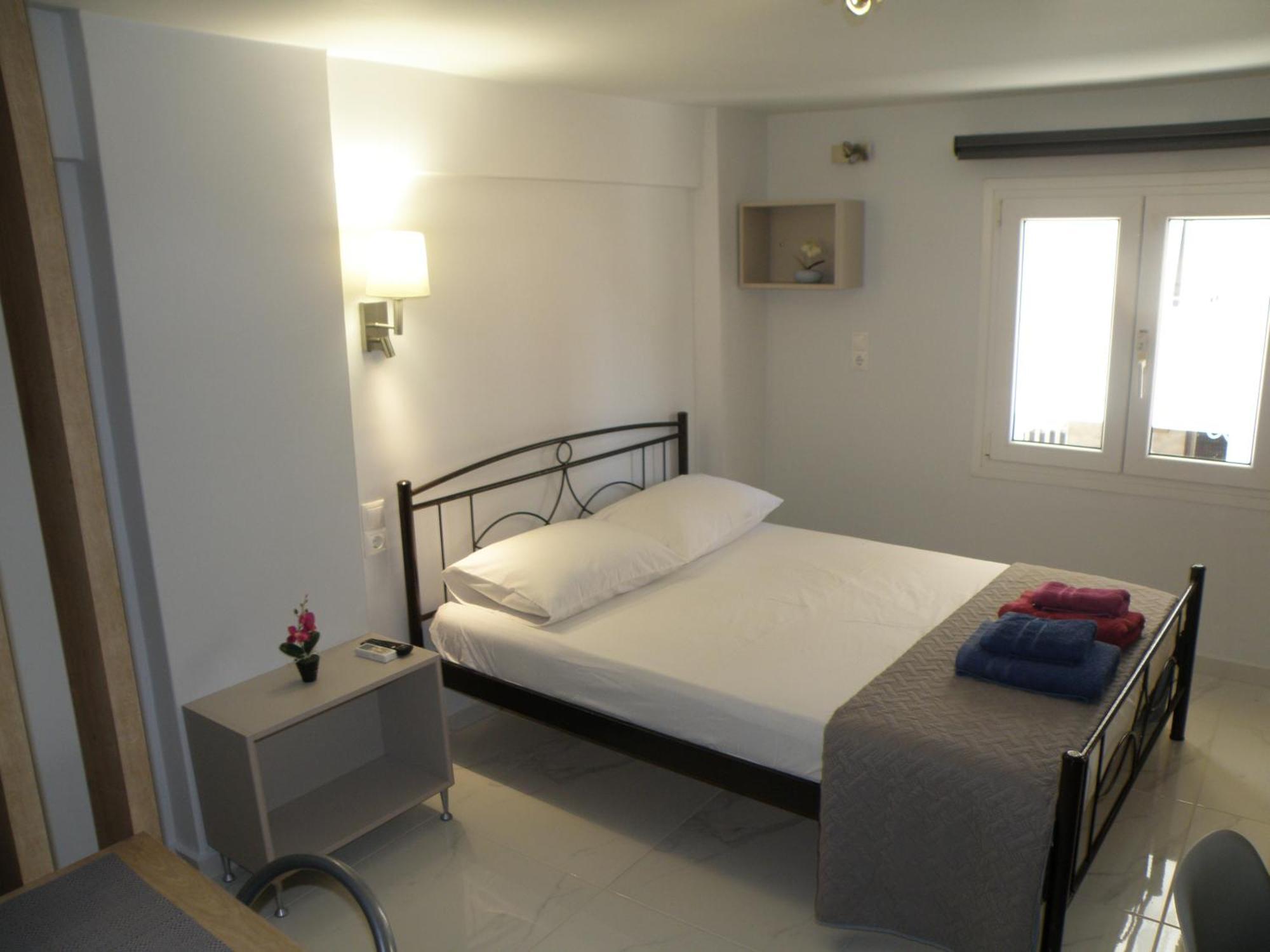 Talos Apartments And Studios Heraklion  Ngoại thất bức ảnh